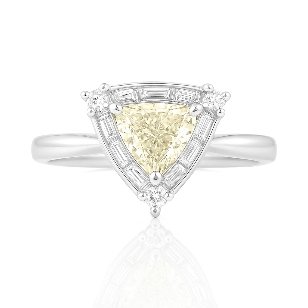 PT900 イエロー ダイヤモンドリング 0.92ct トリリアント