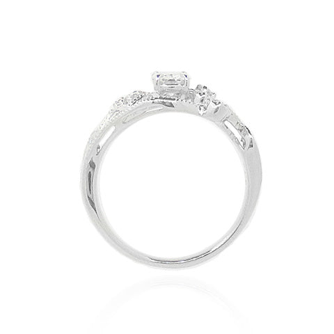 フェイントイエローダイアモンドリング ラウンド 0.586ct VVS2 画像