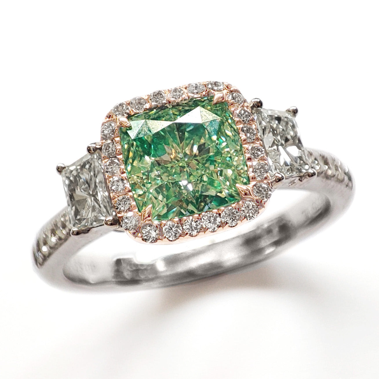 グリーンダイアモンドリング クッション 1.53ct VVS2 画像 2