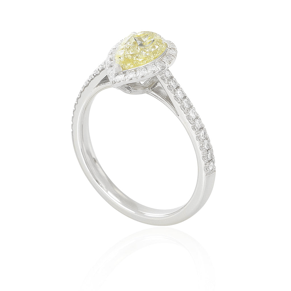 天然ダイヤモンドリング Fancy Light Yellow 1.425ct VVS1 Pear 横画像