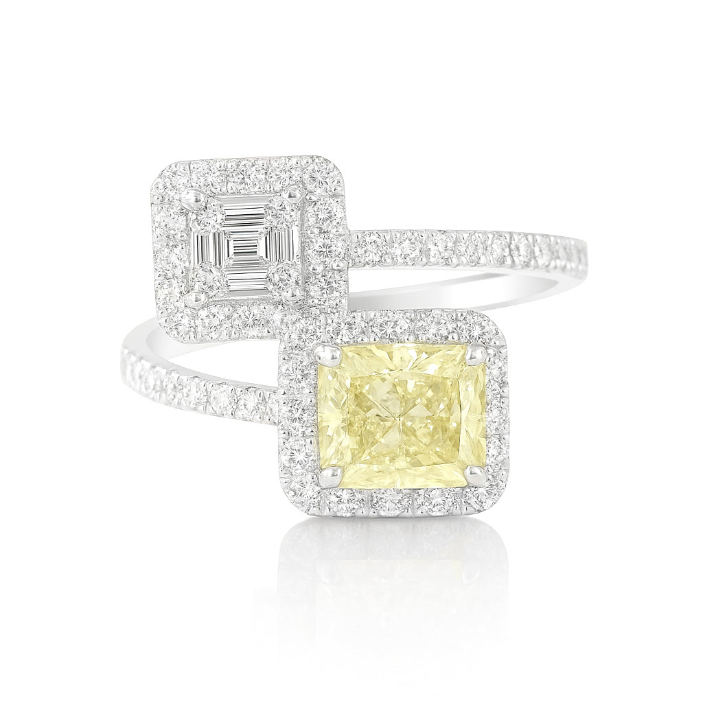 18K イエロー・無色ダイヤモンドリング 2.28ct I1 クッション