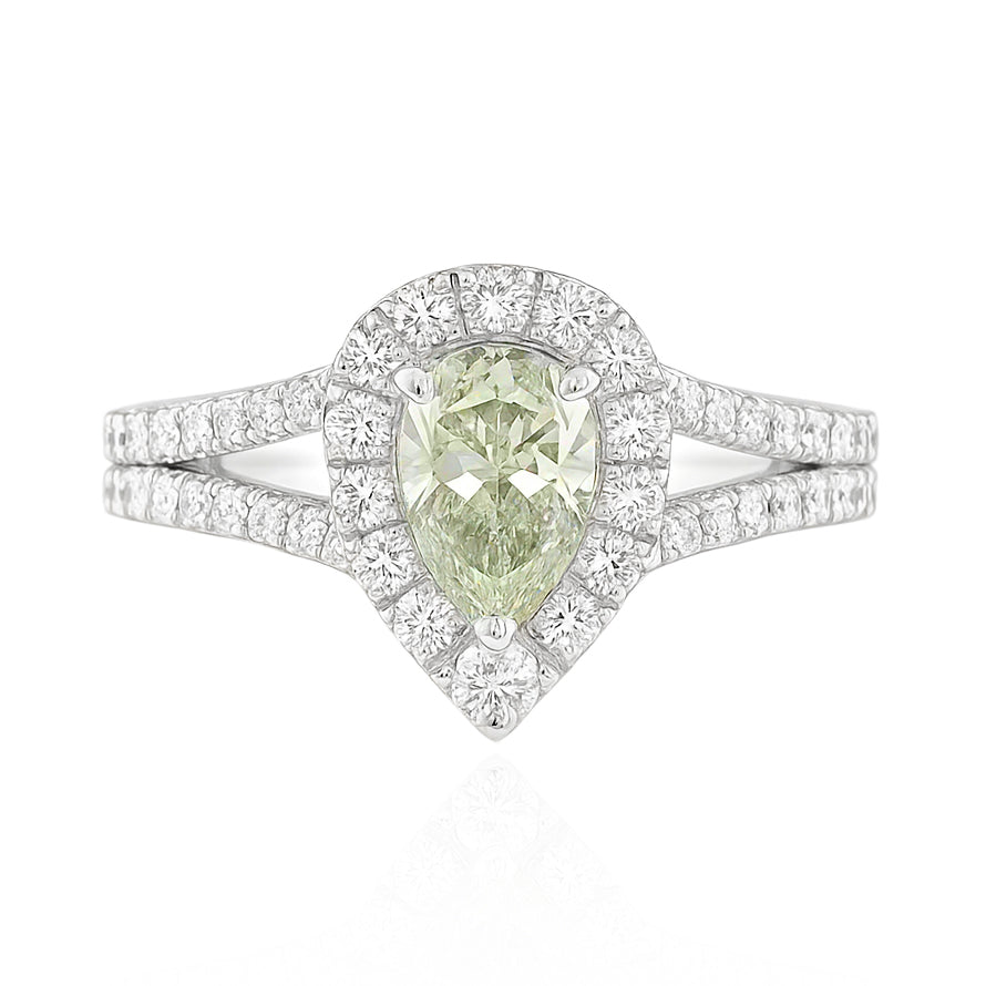 PT900 グリーンダイヤモンドリング ペアカット - 0.88ct