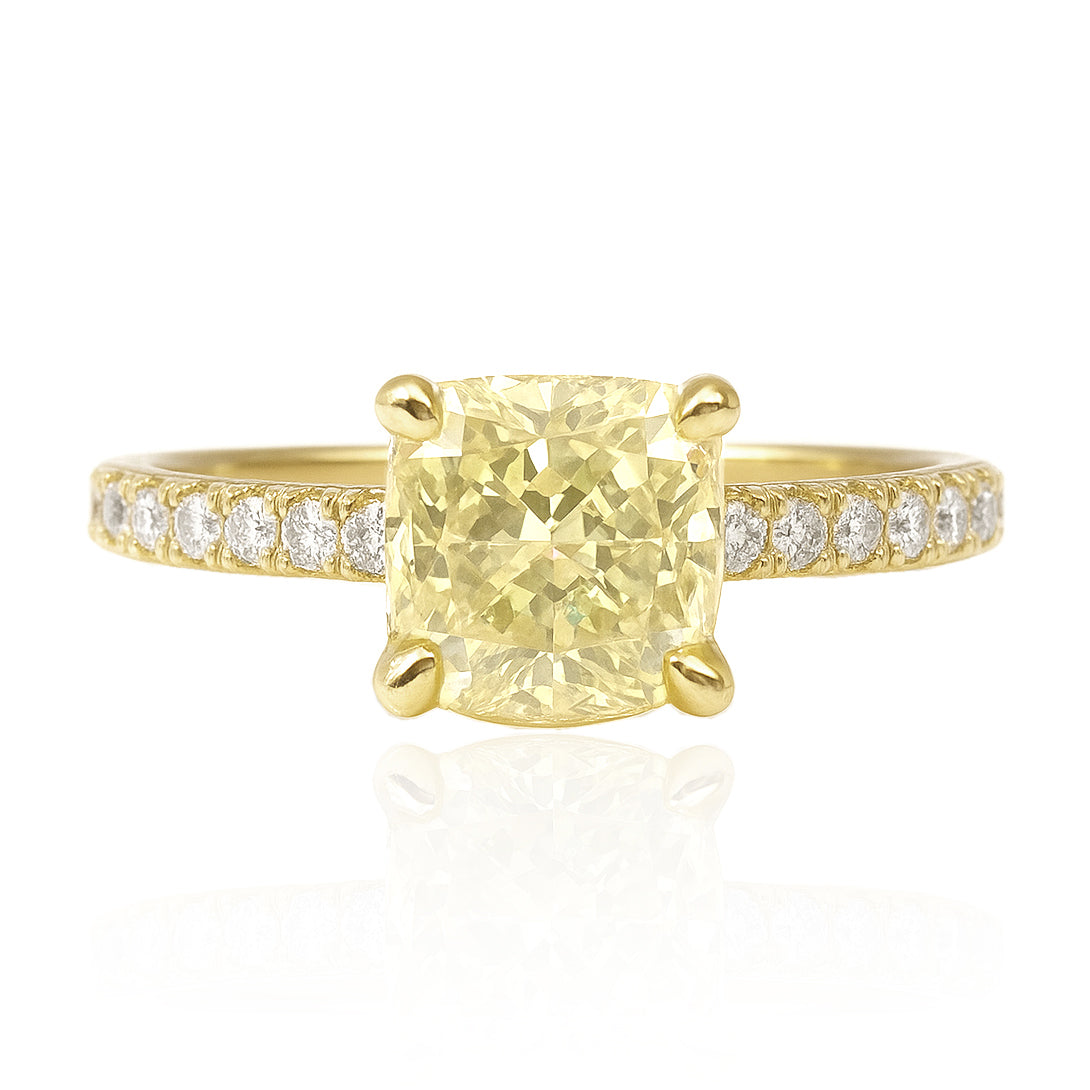 天然ダイヤモンドリング Yellow 1.71ct Cushion 透明度の含浸処理画像