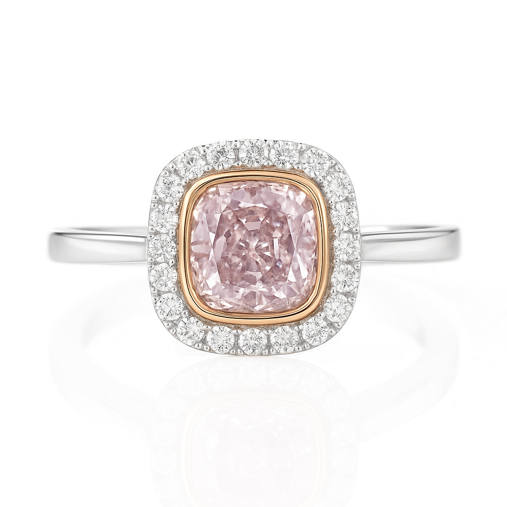 PT900 ピンクダイヤモンドリング 0.927ct Light Pink VVS1 クッション