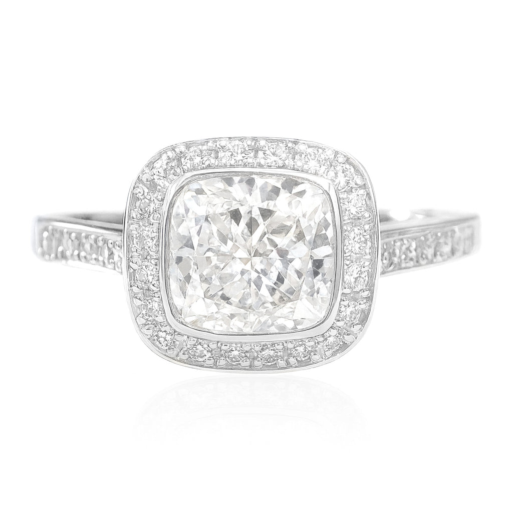 PT900 無色E ダイヤモンドリング クッション 1.25ct VVS2