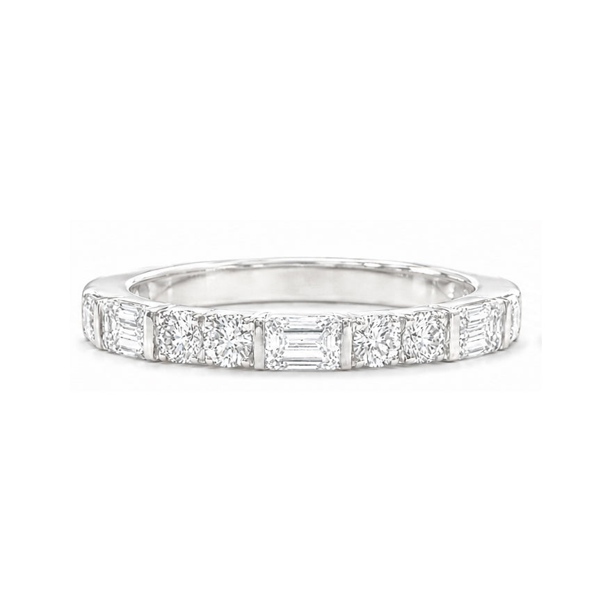 Round & Emerald-cut Diamond Eternity Ring - approx. 1.07ct