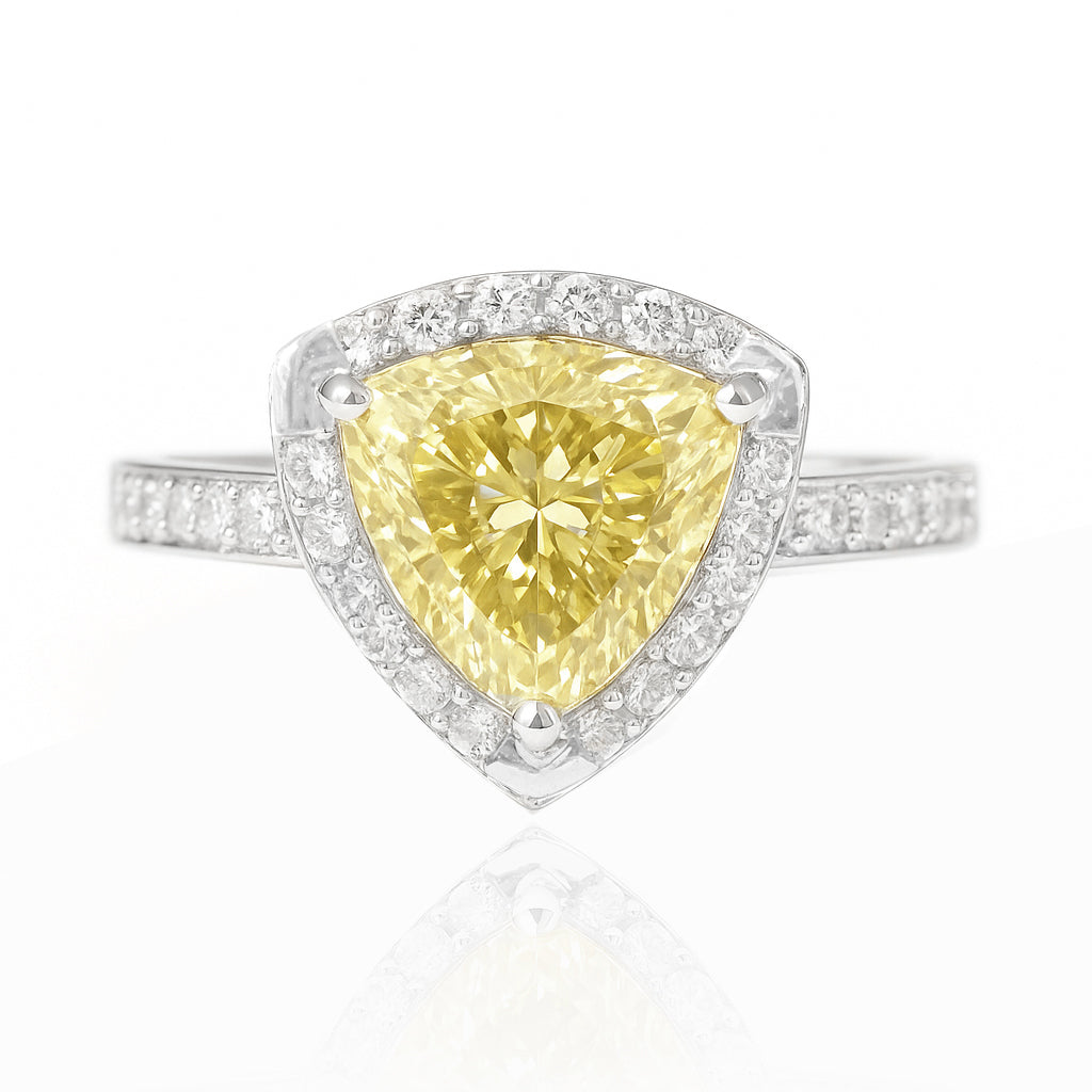 PT900 イエローダイヤモンドリング 2.174ct Fancy Light Yellow SI1 トリリアント