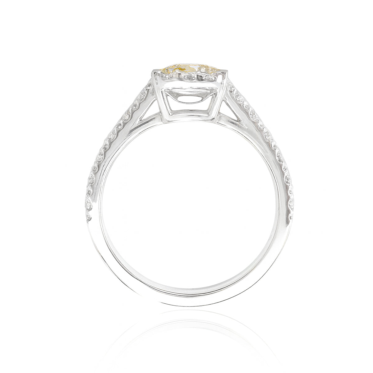 イエローダイヤモンドリング クッション 0.835ct SI1 裏画像