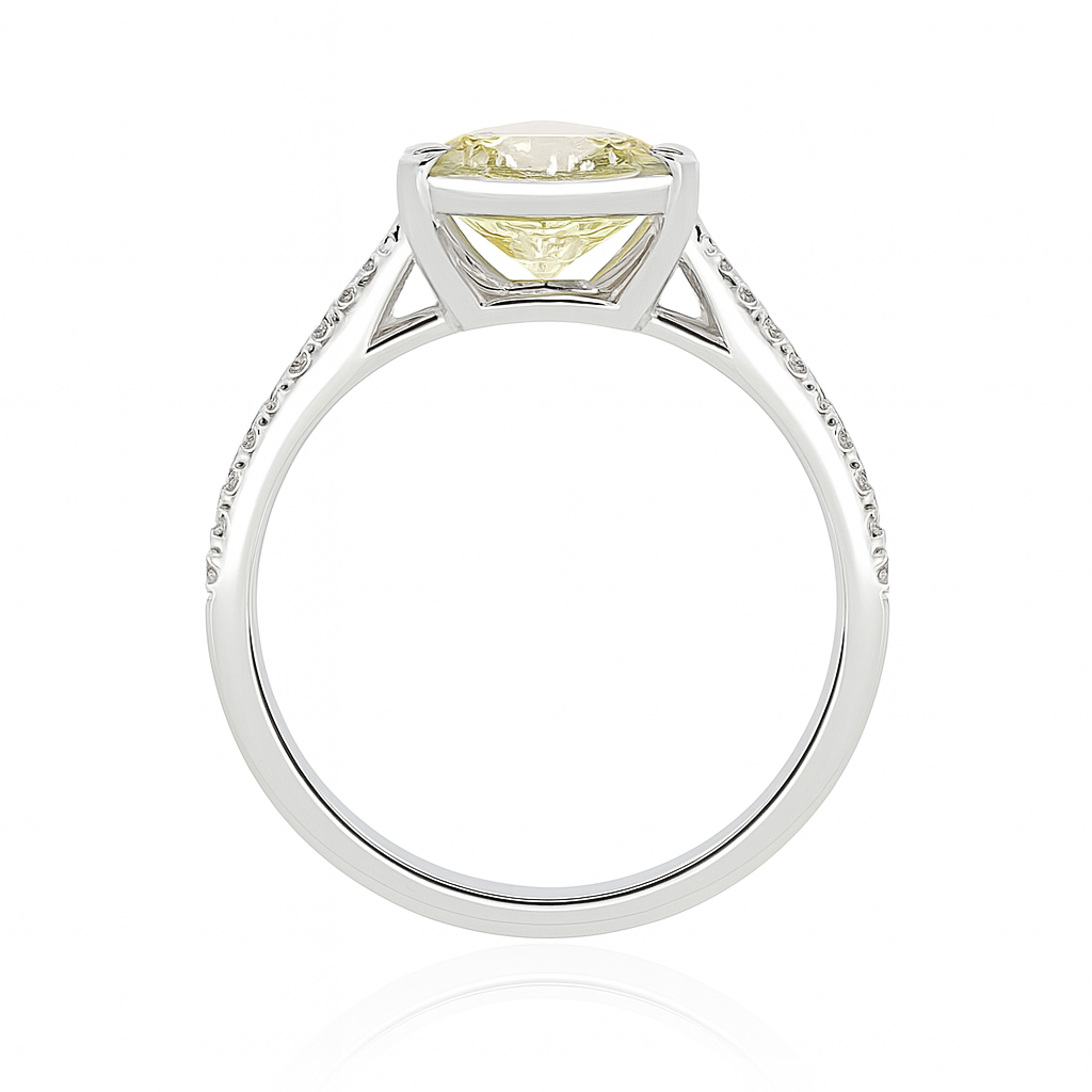 イエローダイヤモンドリング トリリアント 2.174ct SI1 裏画像