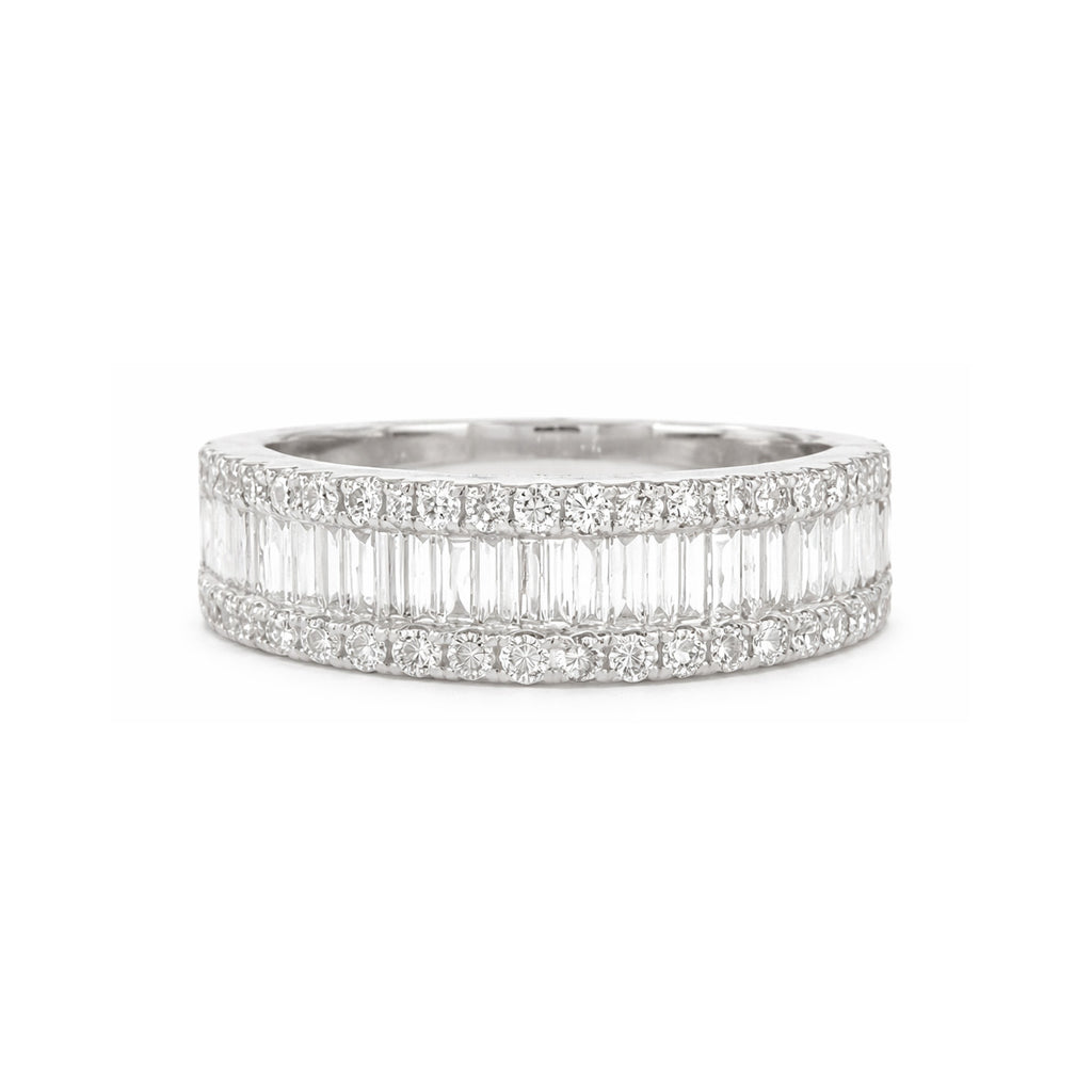 18K Round & Baguette-Cut Diamond Ring - 0.7ct