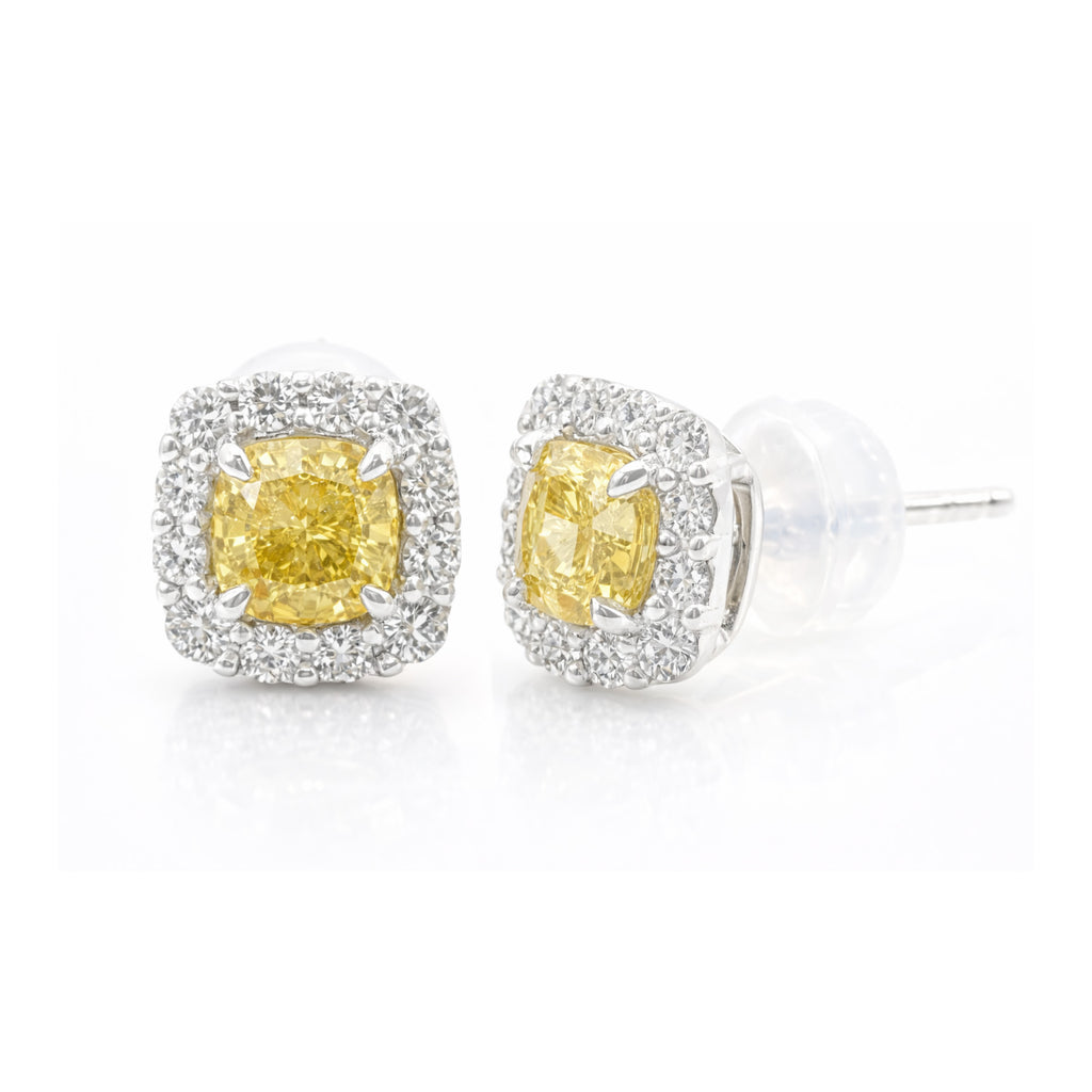 18K イエローダイヤモンドイヤリング 0.733ct Fancy Vivid Yellow SI2 クッション