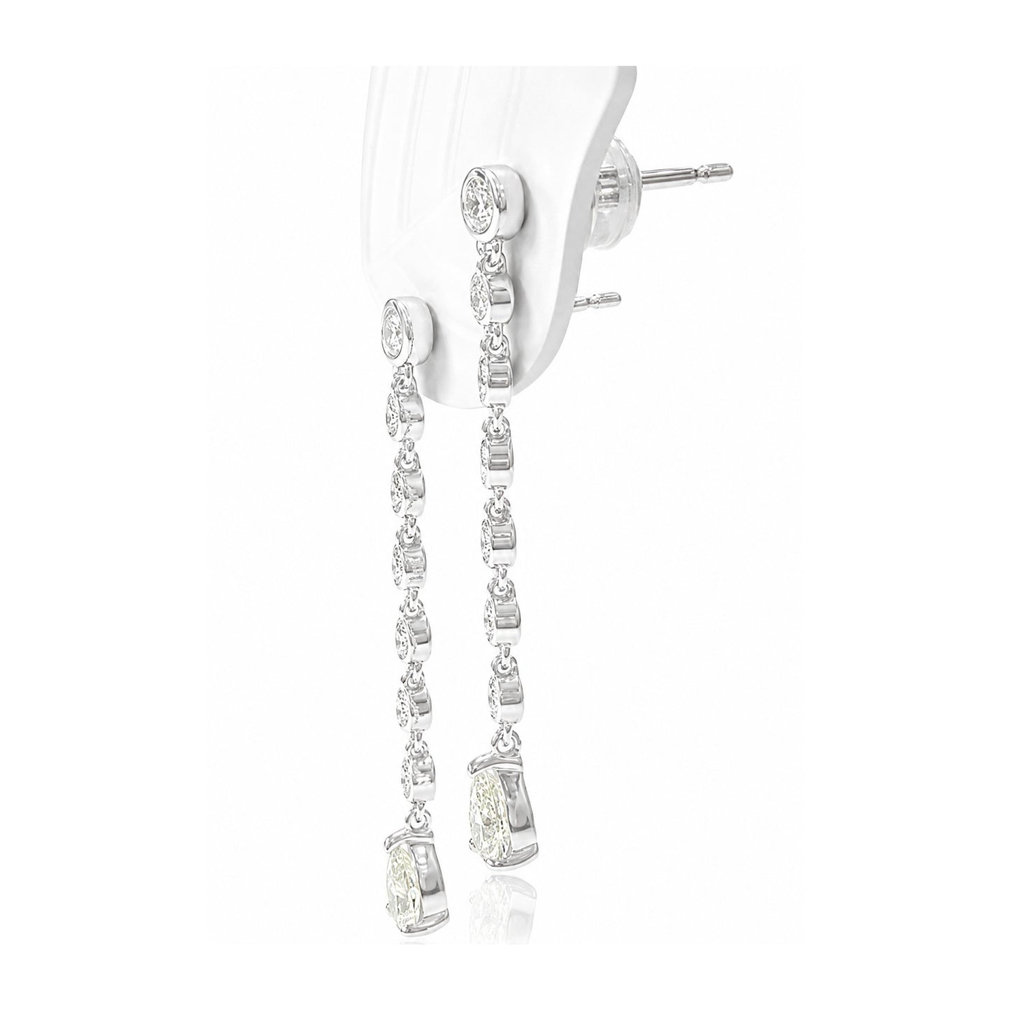 18KWG ダイヤモンド ドロップピアス ペア 0.69ct