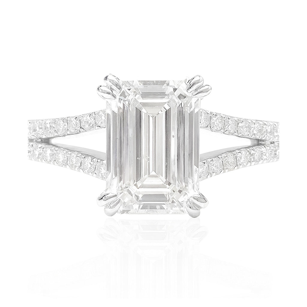 18K Emerald-cut Diamond Ring - 2.252ct