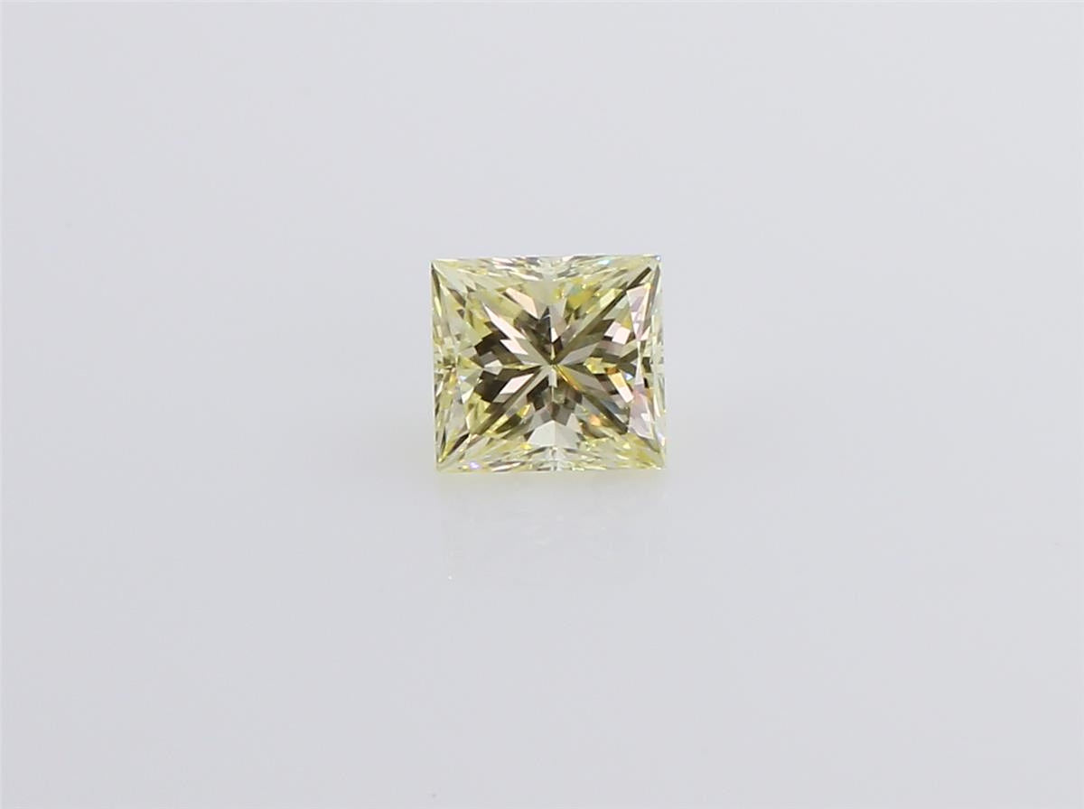 カラーダイヤモンドルース プリンセス イエロー 0.638ct VS2 画像