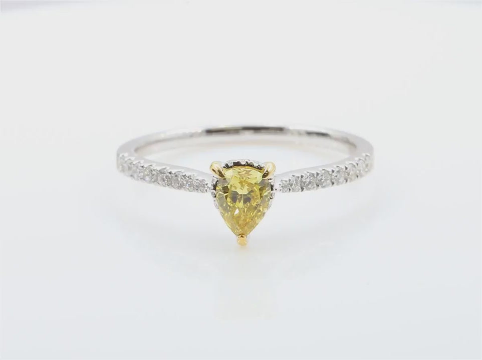 天然ダイヤモンドリング Vivid Yellow 0.61ct VS1 Pear 映像
