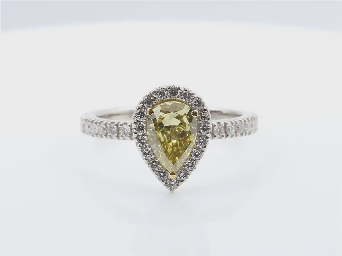 天然ダイヤモンドリング Intense Yellow 2.01ct SI1 Pear 映像