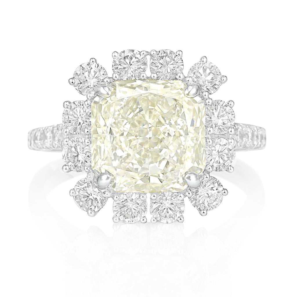 PT950 フェイントイエローダイヤモンドリング ラディアントカット 4.575ct