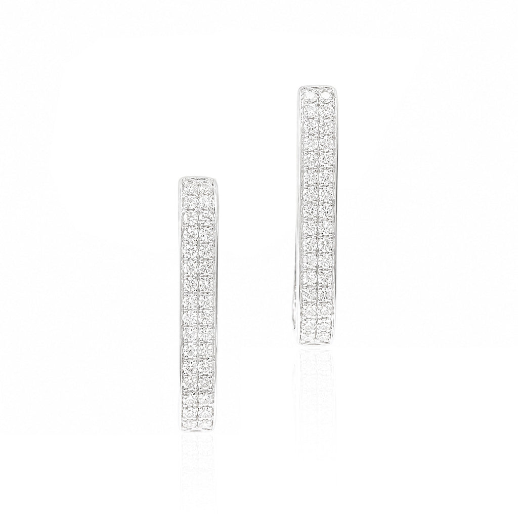 18KWG 無色D-F 天然ダイヤモンドピアス 0.33ct ラウンドカット