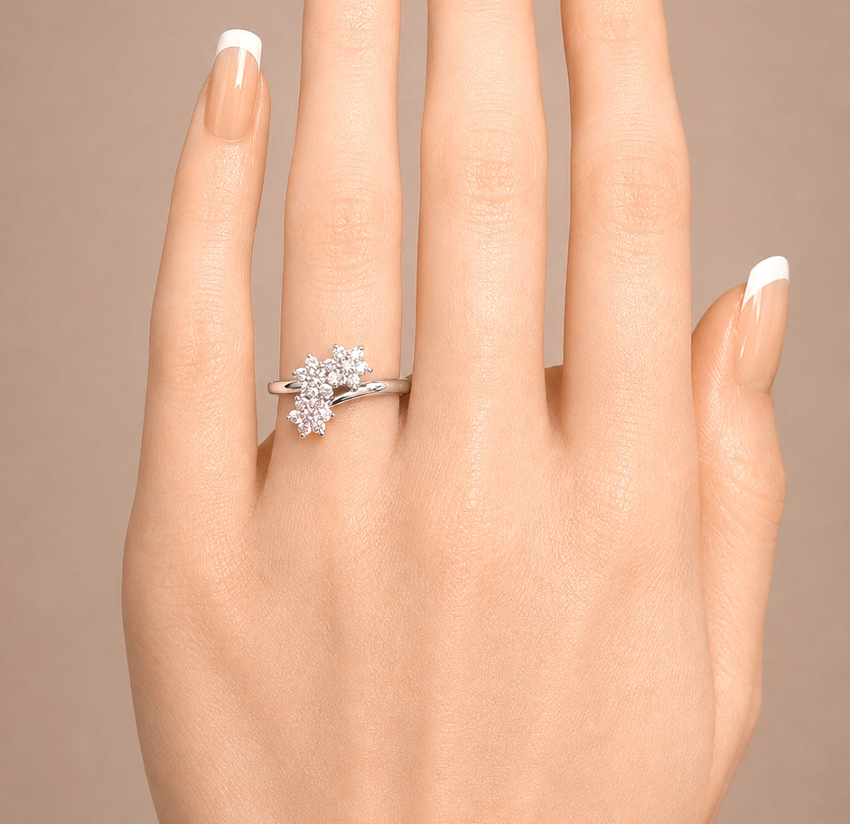 天然ダイヤモンドリング 1.25ct Round PT900 着用