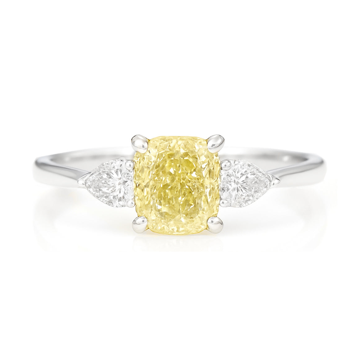 天然ダイヤモンドリング ファンシーイエロー クッション SI1 0.912ct 画像