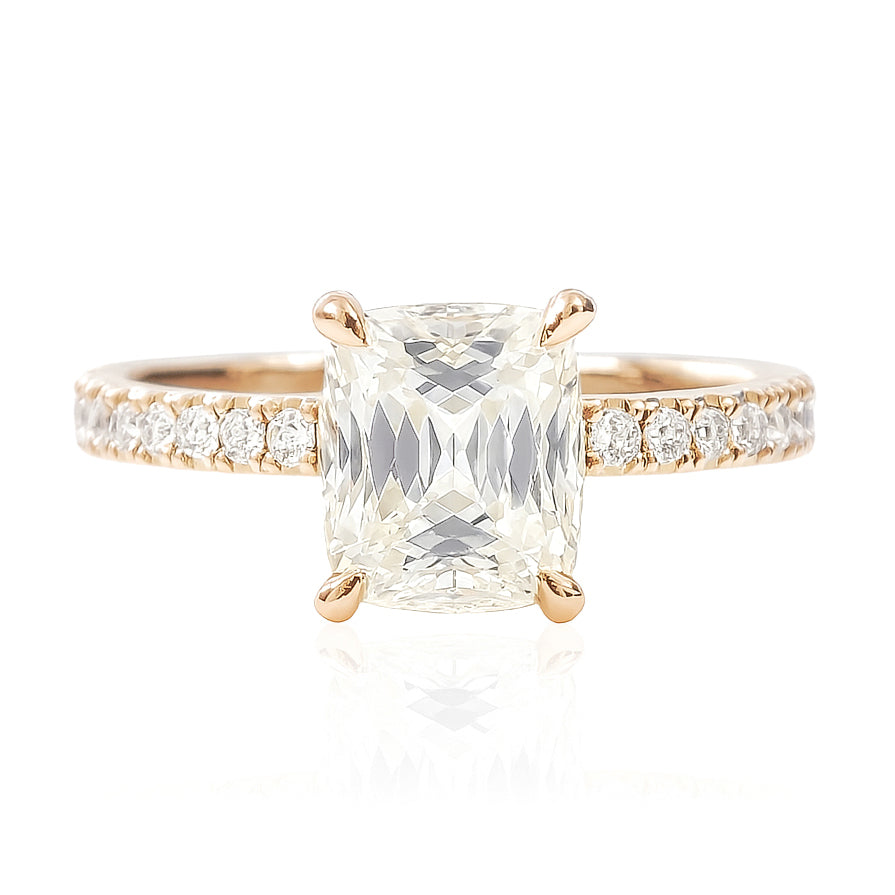 18KPT ほぼ無色H ダイヤモンドリング 2.063ct VVS1 クッション