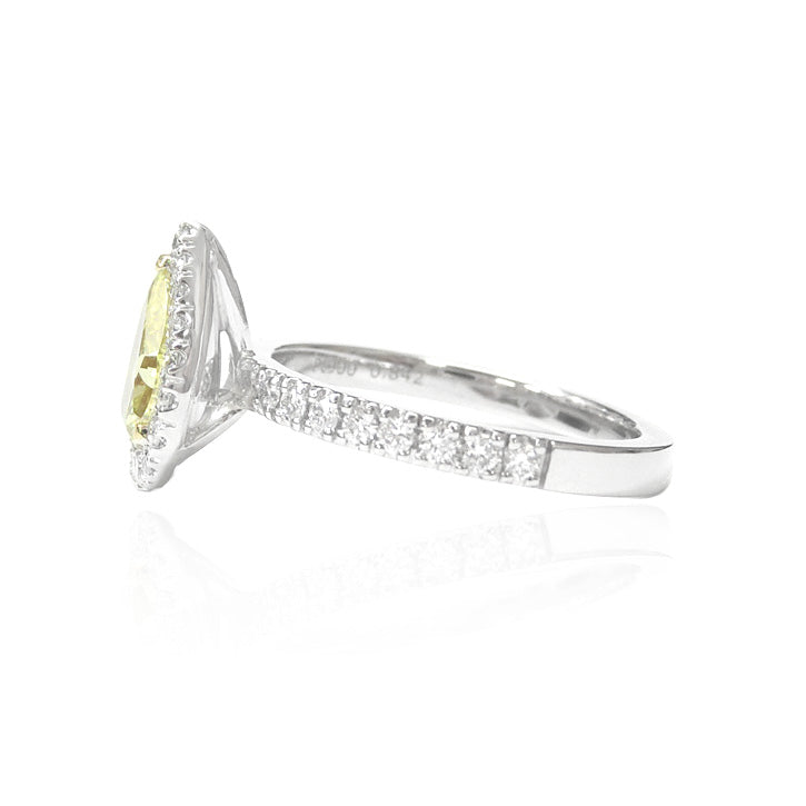 天然ダイヤモンドリング Intense Yellow 2.01ct SI1 Pear 横画像