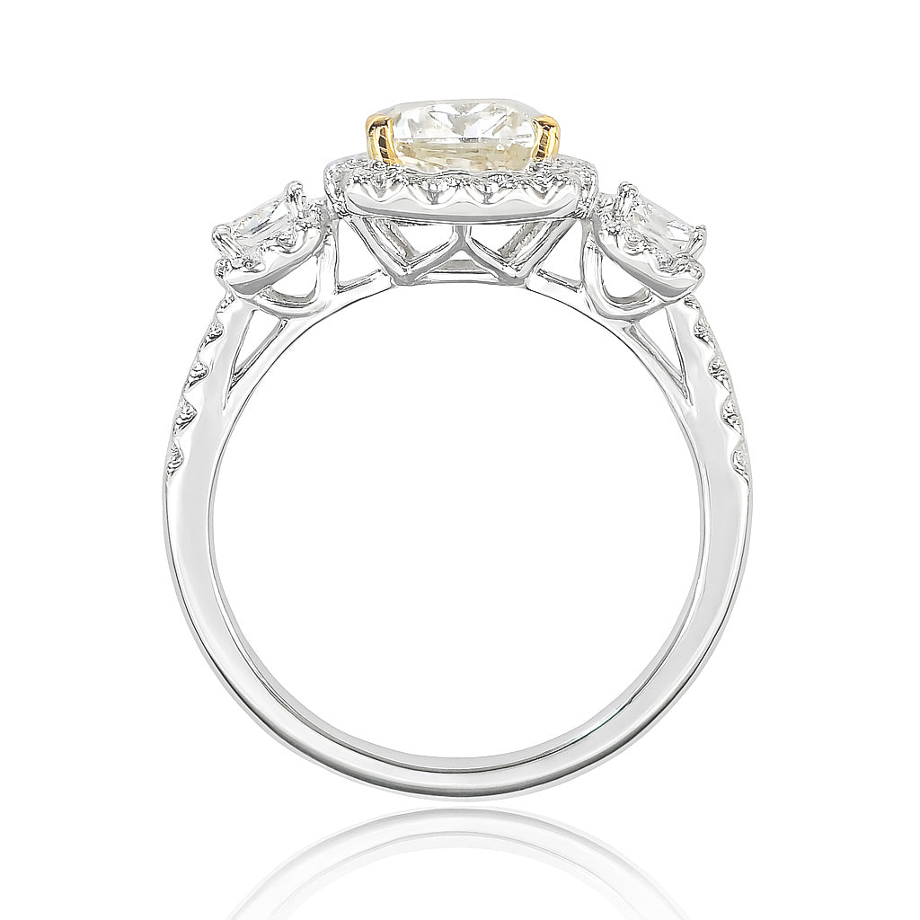 天然ダイヤモンドリング鑑定書画像 ライトイエロー クッション VS2 2.77ct 詳細