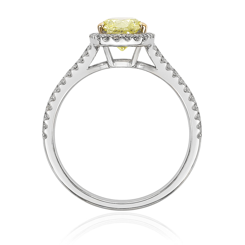 天然ダイヤモンドリング ライトイエロー オーバル SI1 1.448ct 横画像
