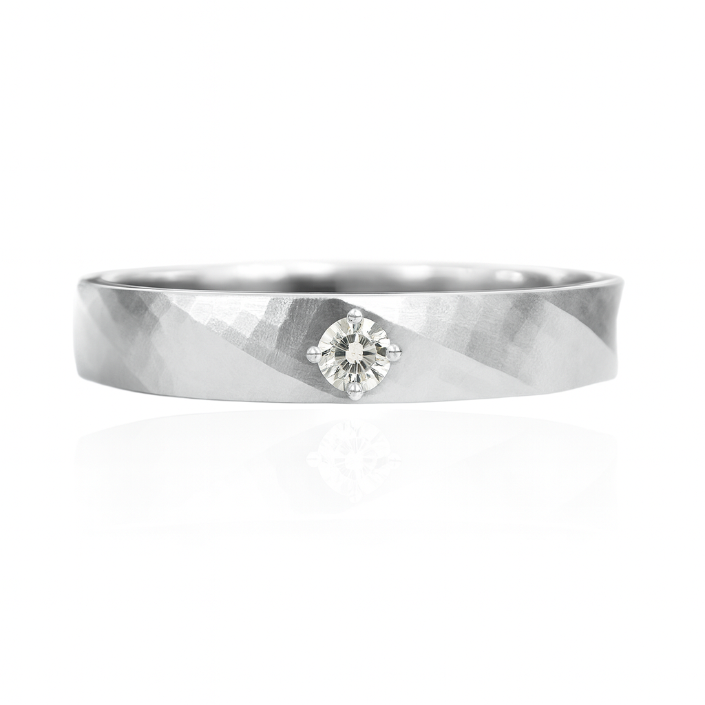 天然ダイヤモンドリング 無色 ラウンド 槌目デザイン0.07ct 画像