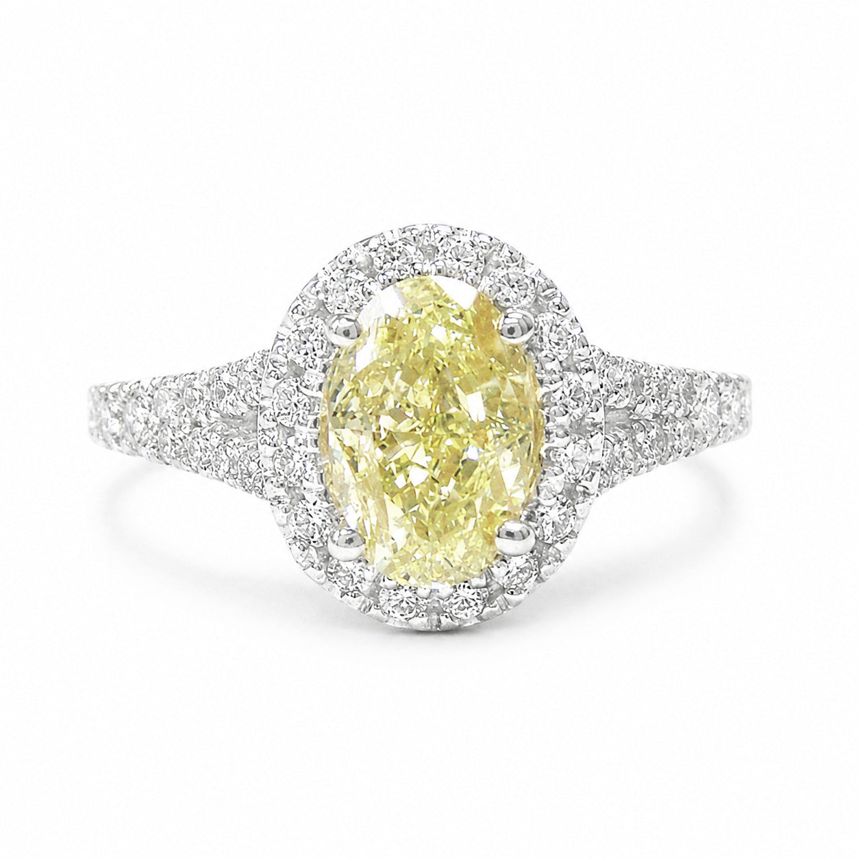 天然ダイヤモンドリング Yellow 2.073ct Oval 18KWG 画像