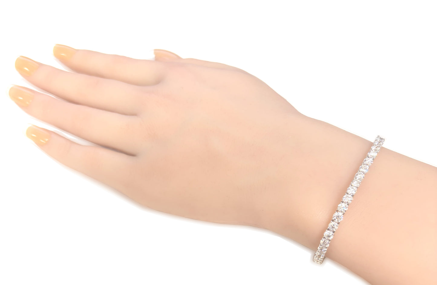 18K ダイヤモンドテニスブレスレット 18センチ - 8.5ct