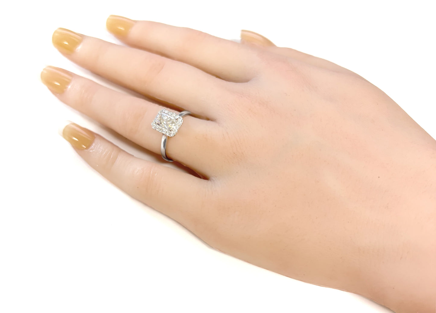 Radiant Colorless Diamond Ring - 1.18ct