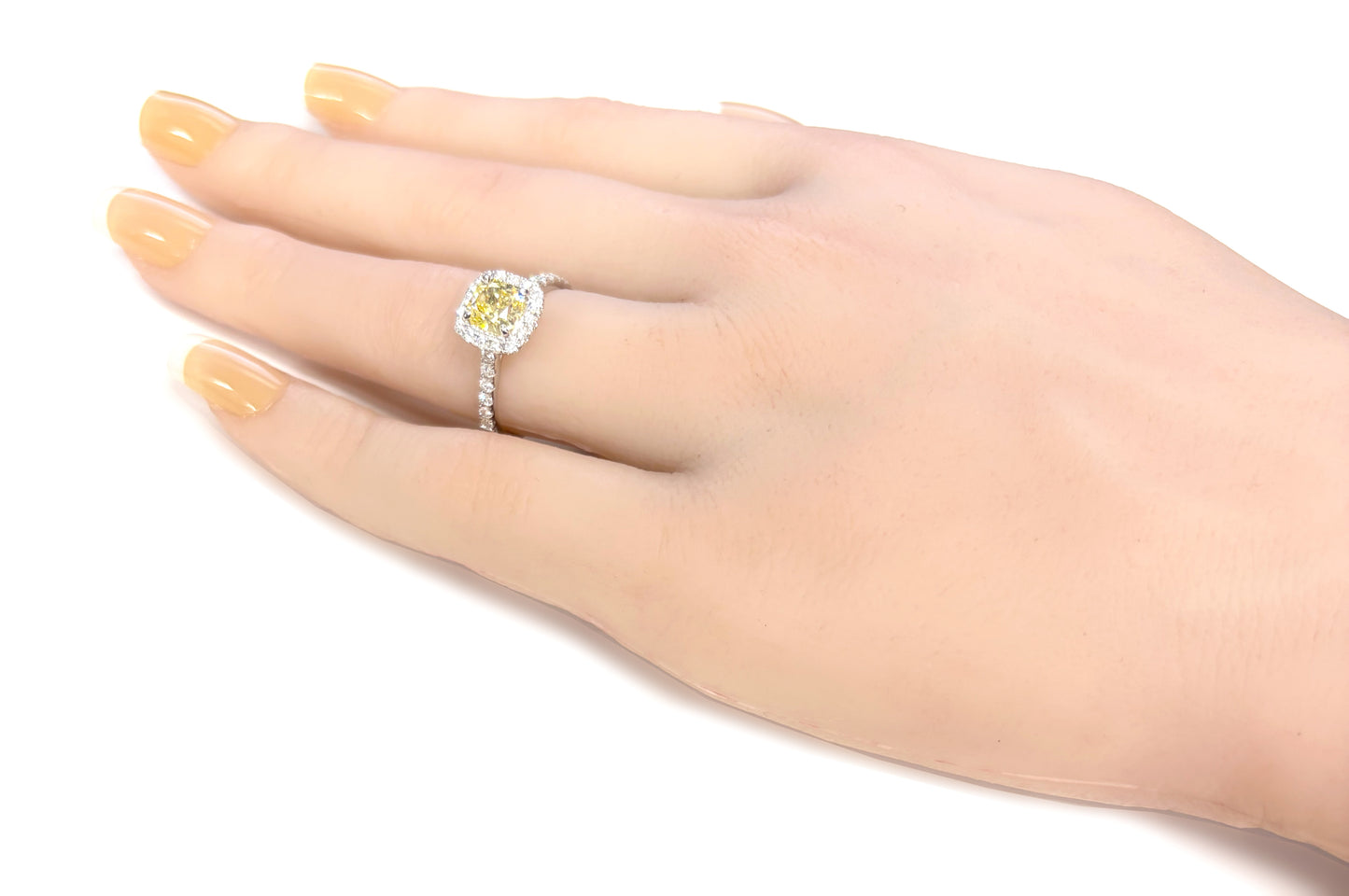 18K イエローダイヤモンドリング 1.44ct Fancy Intense Yellow VS2 クッション