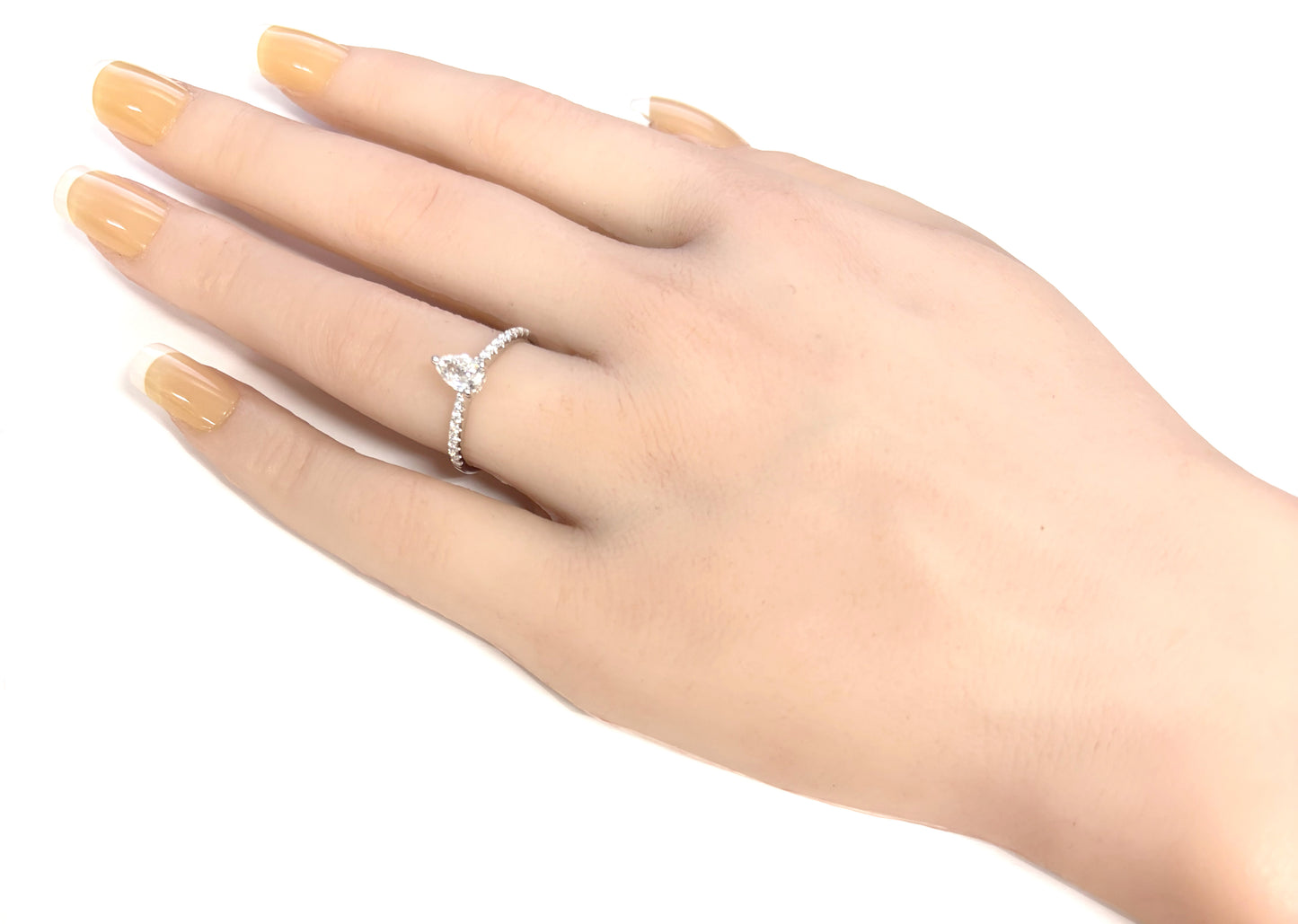 18K 無色Eダイヤモンドリング 0.6ct IF ペア