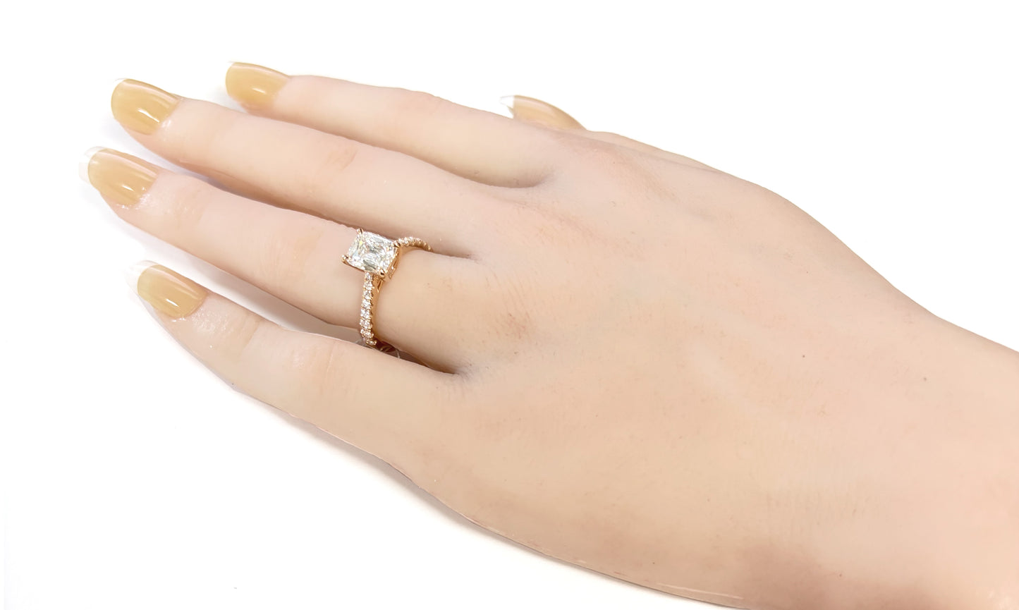 18KPT ほぼ無色H ダイヤモンドリング 2.063ct VVS1 クッション