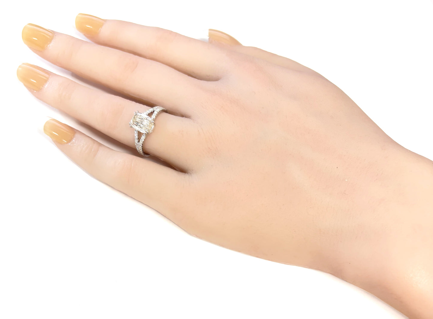 18K ブラウンダイヤモンドリング 2.368ct Faint Brown SI1 ラディアント