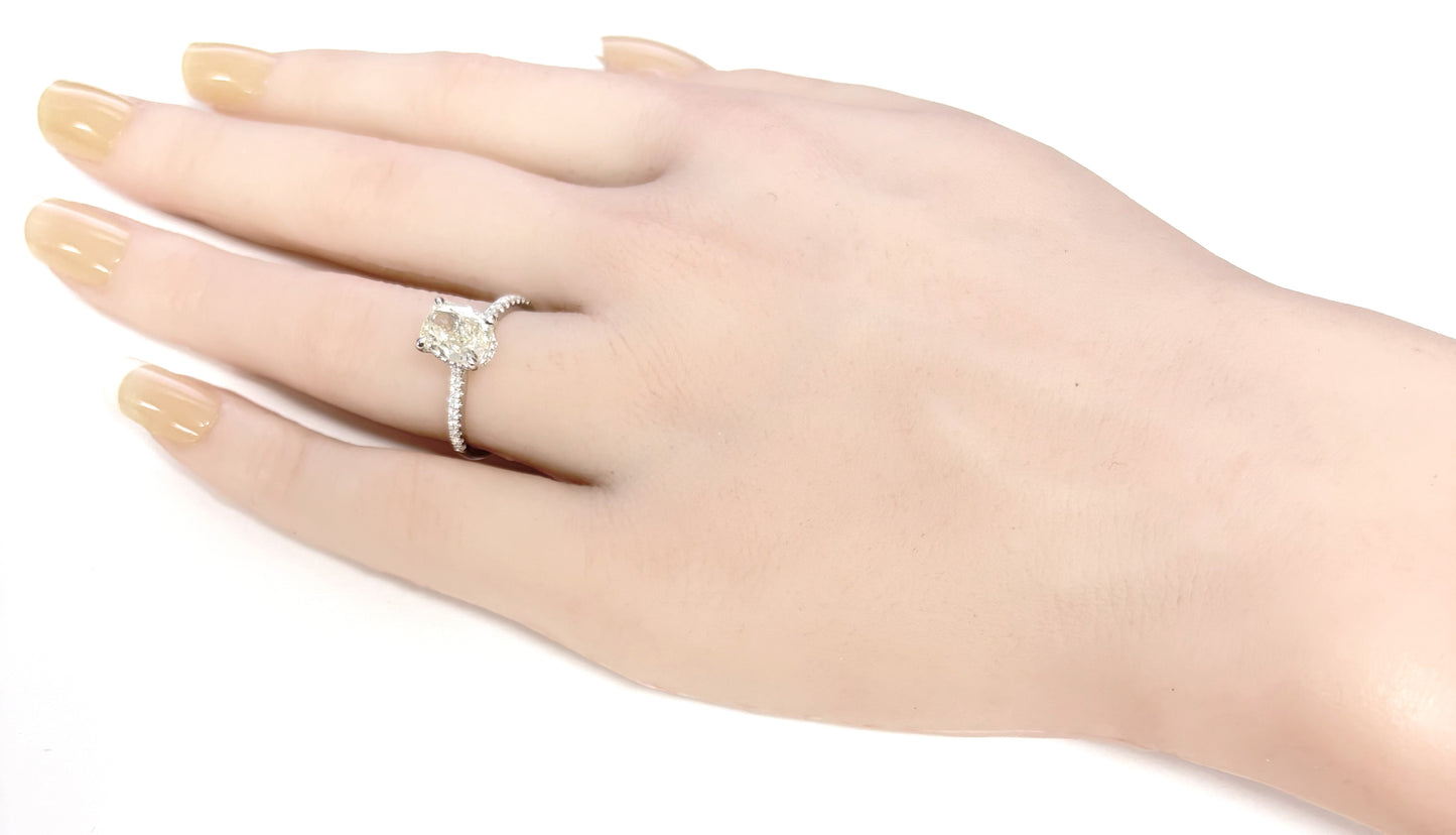 PT950 イエローダイヤモンドリング 2.248ct Light Yellow VS2 クッション