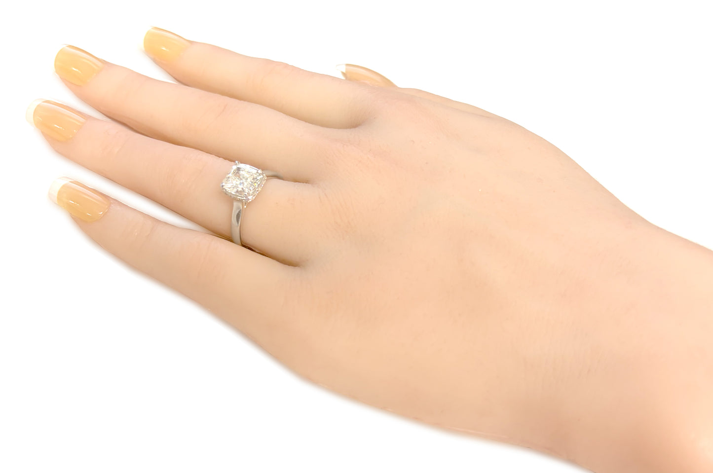 18K ほぼ無色I ダイヤモンドリング 1.66ct VS1 ラディアントカット
