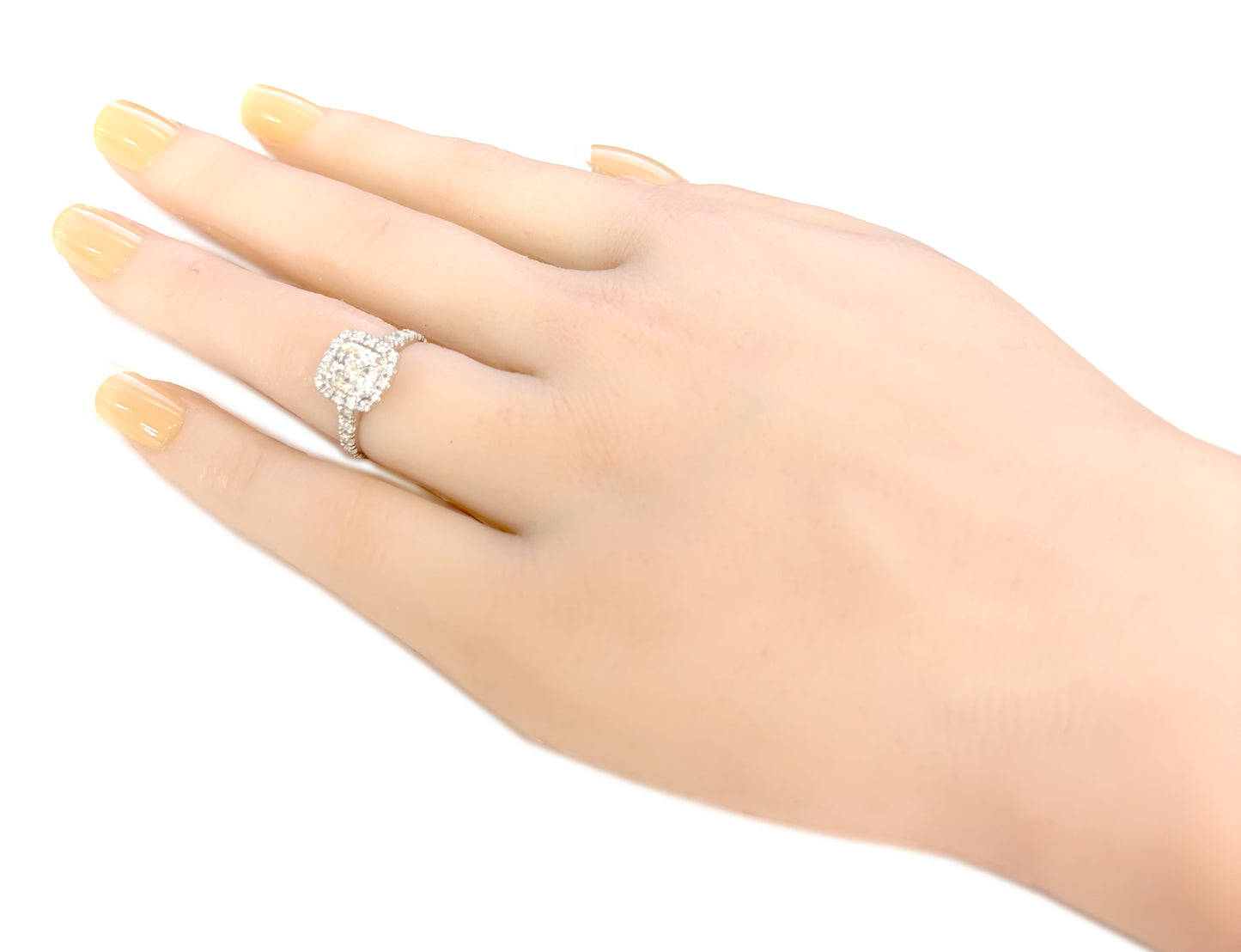 18K Radiant-cut Near Colorless Diamond Ring - 1.5ct