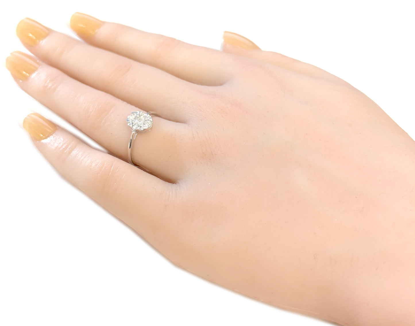 18K オーバル形状 ダイヤモンドリング 0.4ct