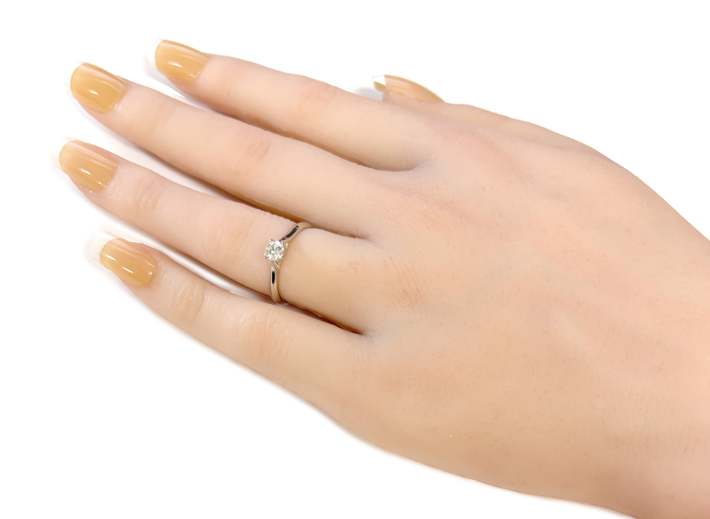 PT950 Gほぼ無色ダイヤモンドリング 0.257ct VS2 ラウンド