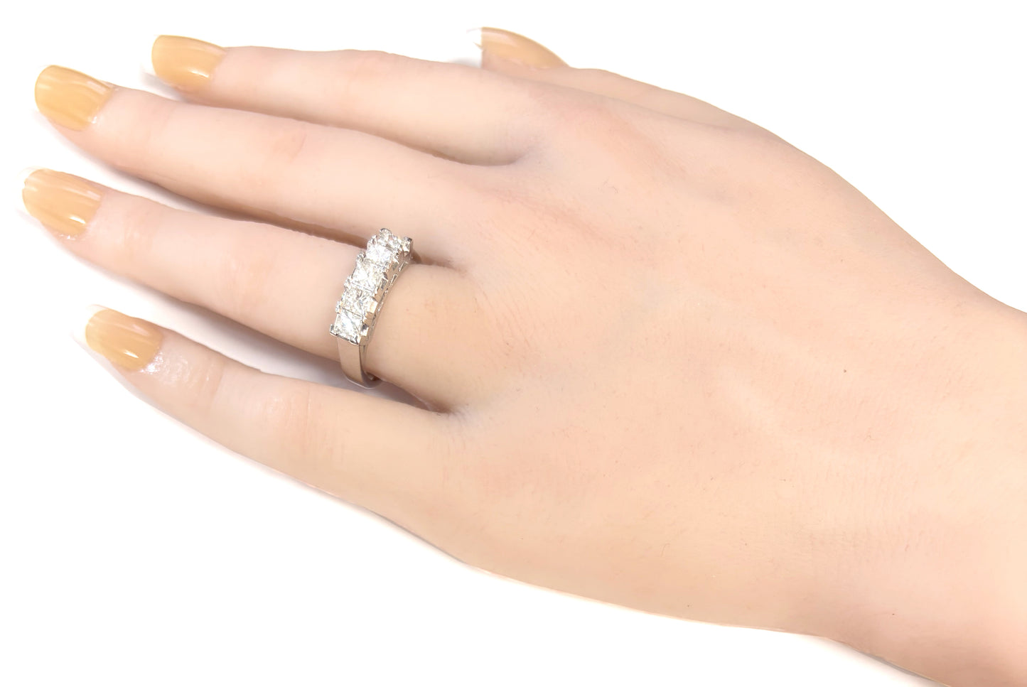 PT900 無色 ダイヤモンドリング 1.5ct プリンセスカット