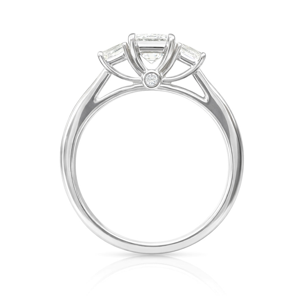 18K 無色 ダイヤモンドリング エメラルドカット 3石 1.502ct