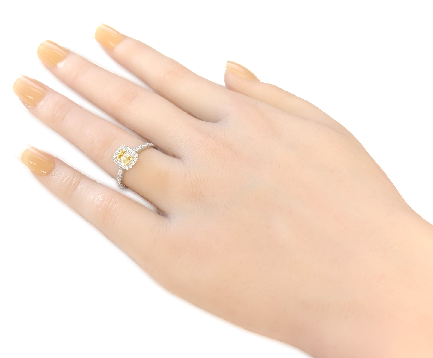 Mael Cushion Very Light Diamond Ring - 0.845ct
