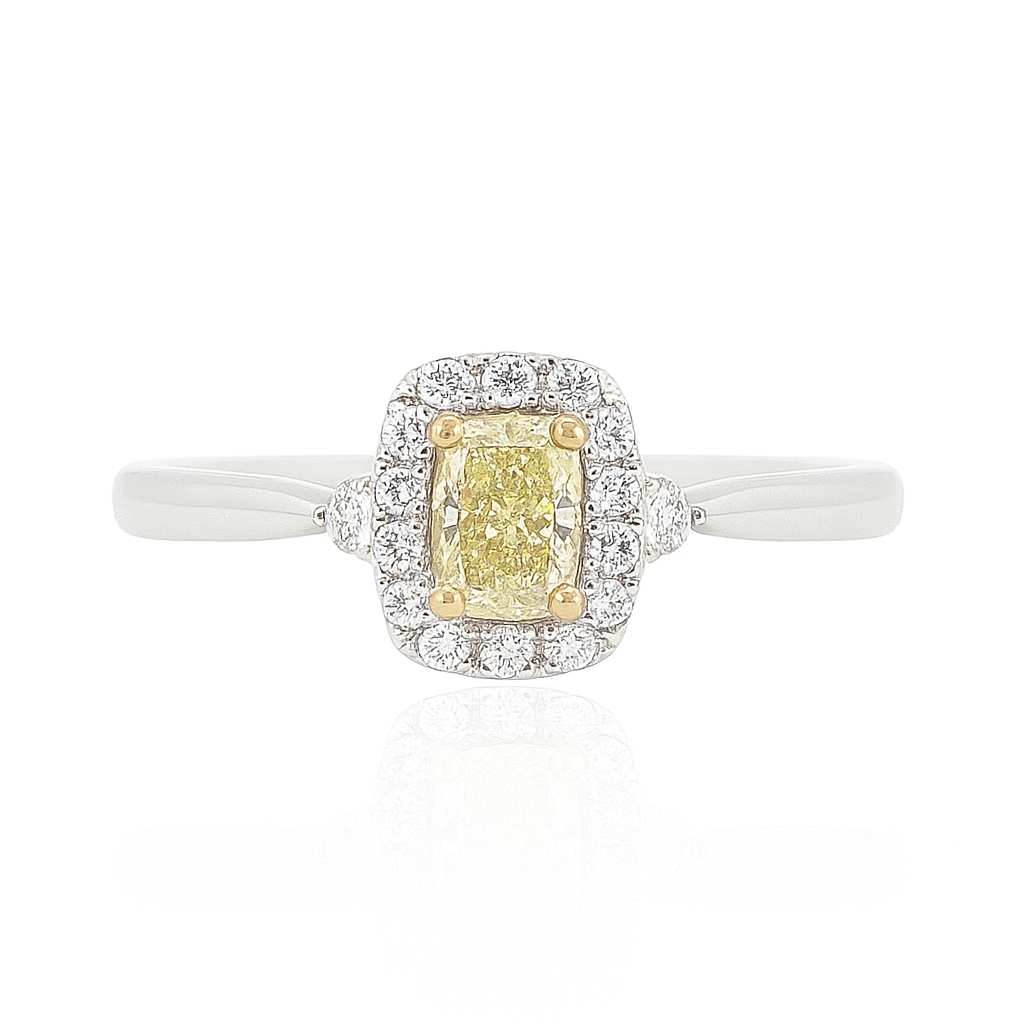 PT900 イエローダイヤモンド リング 0.441ct Fancy Light Yellow SI1 クッション