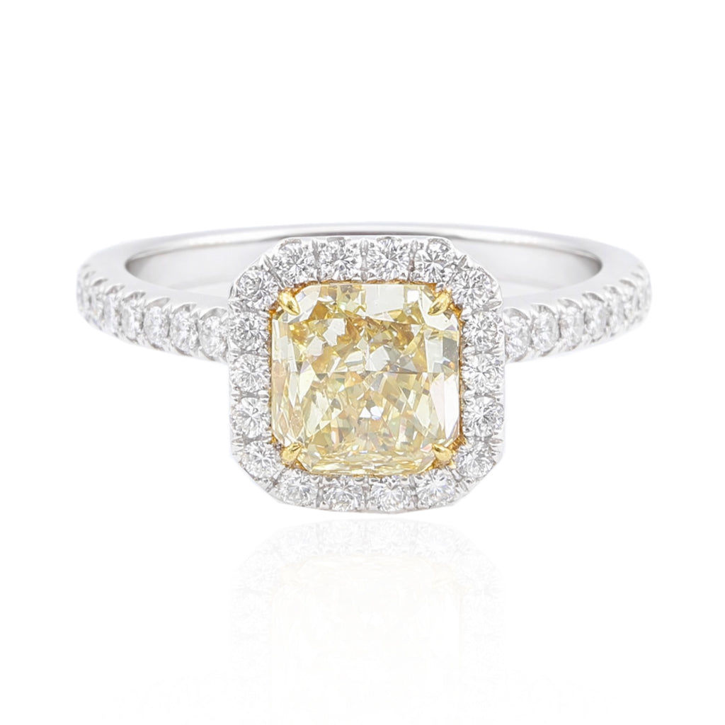 AU750 イエローダイヤモンドリング 1.752ct Fancy Light Yellow SI1 クッション