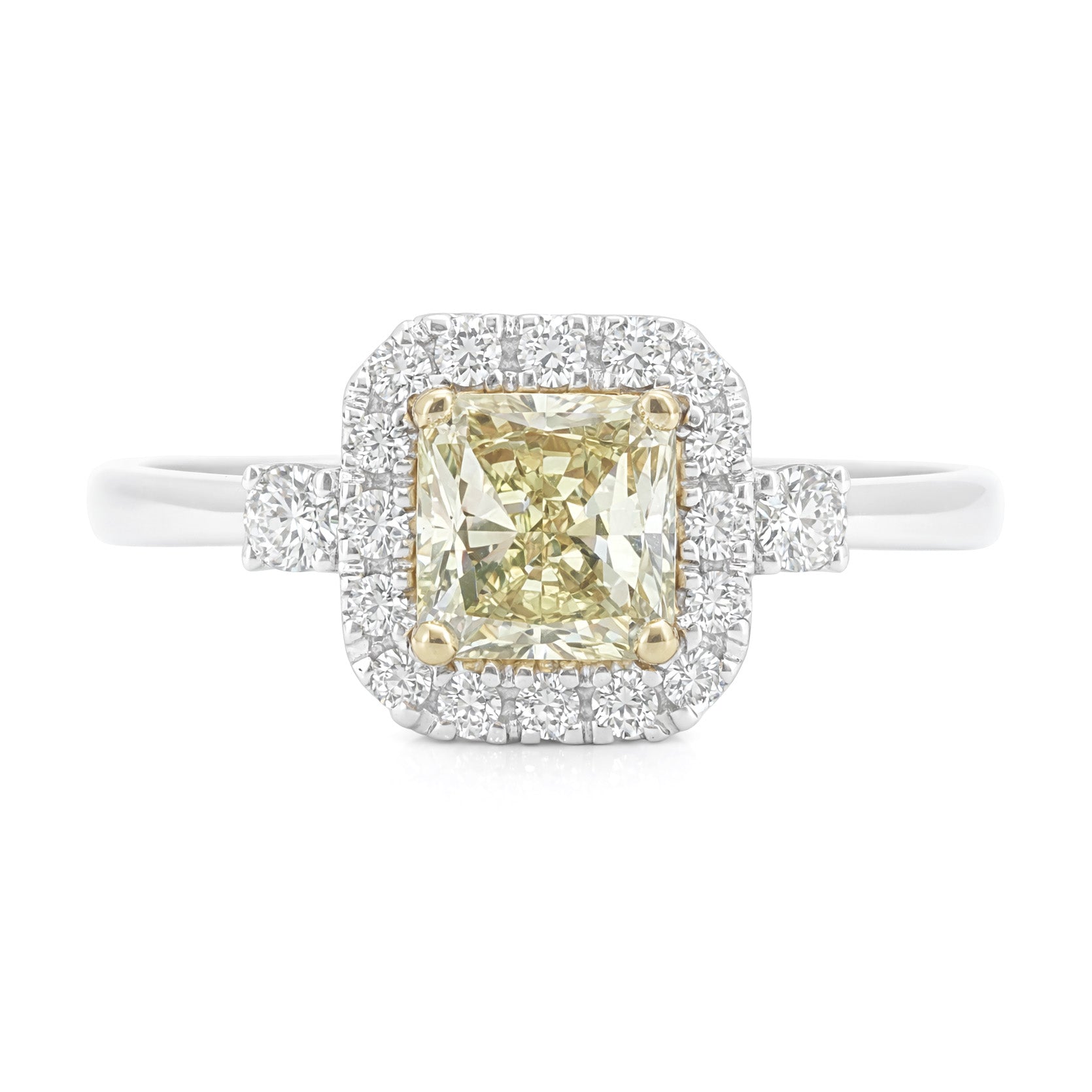 イエローダイアモンドリング ラディアント 0.68ct VS1 画像