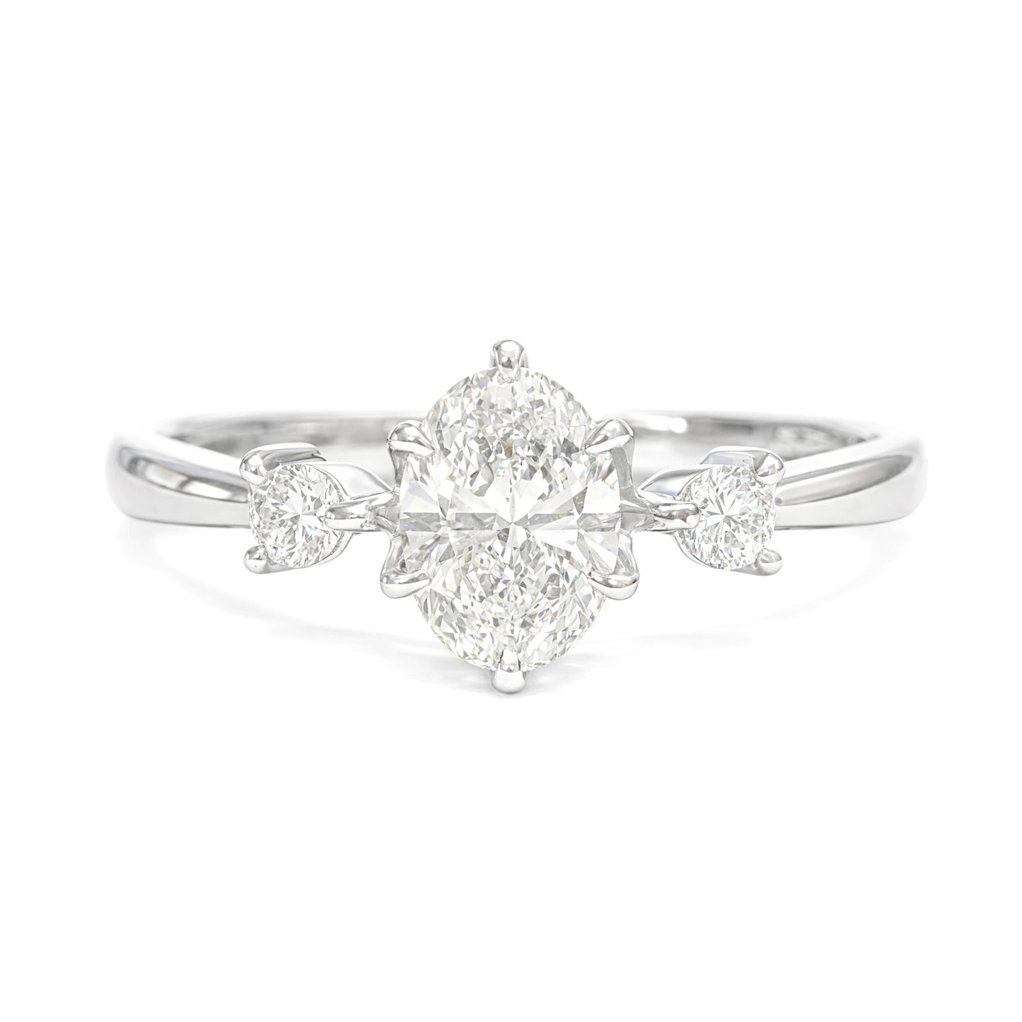 PT900 Oval-cut Near Colorless Diamond Ring - 0.477ct