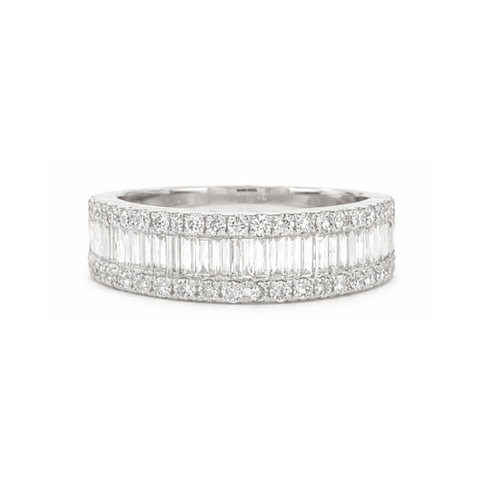 18K Round & Baguette-Cut Diamond Ring - 0.7ct