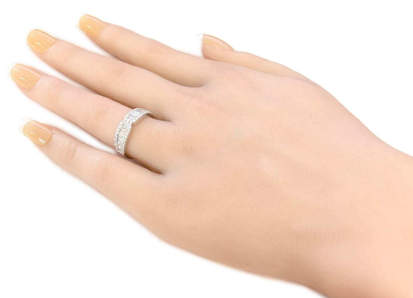 18K バゲット&ラウンドカット ダイヤモンドリング 0.74ct